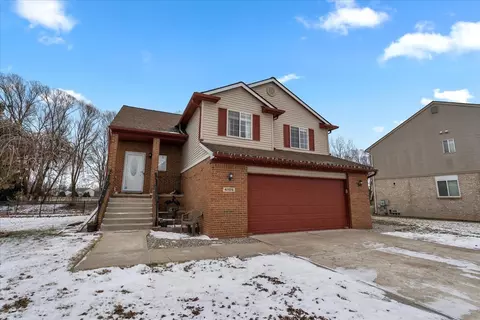 41174 Westfield Cir, Canton, MI 48188