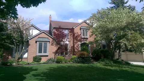 4418 Deacon, Troy, MI 48098