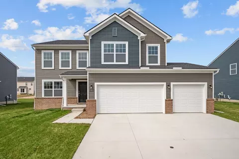 54631 Heron Cir, Chesterfield, MI 48047