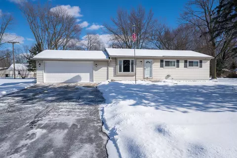 6445 Merriman Rd, Romulus, MI 48174