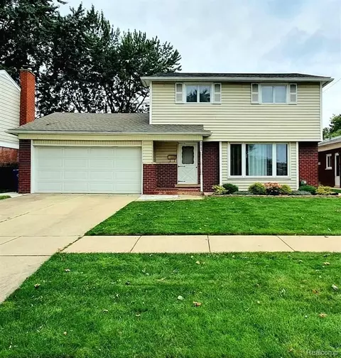 30703 Eiffel Ave, Warren, MI 48088 photo 1