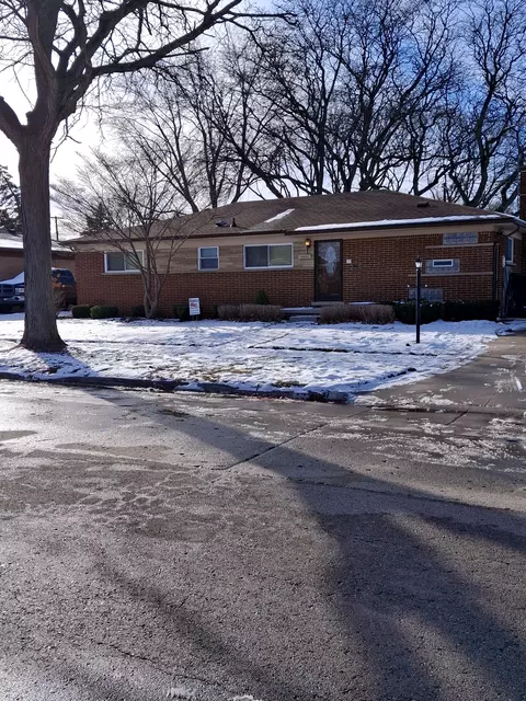 14421 Alexander St, Livonia, MI 48154