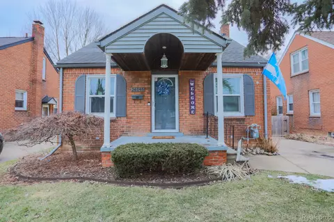 26145 Brettonwoods St, Madison Heights, MI 48071