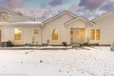 308 Ann Arbor Trail Ct, Plymouth, MI 48170