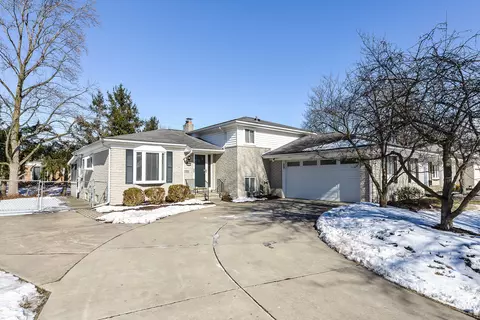 34664 Wood St, Livonia, MI 48154