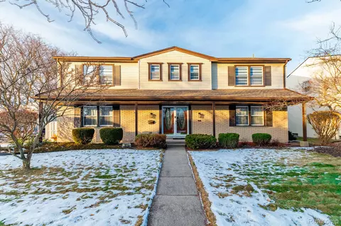26114 Lila Ln, Dearborn Heights, MI 48127
