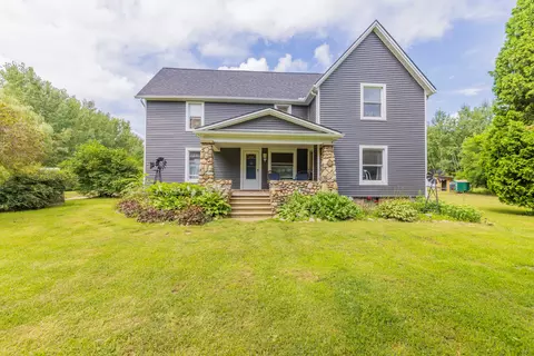 1211 Sisson Rd, Goodland, MI 48444