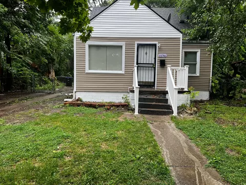 15741 Rockdale St, Detroit, MI 48223