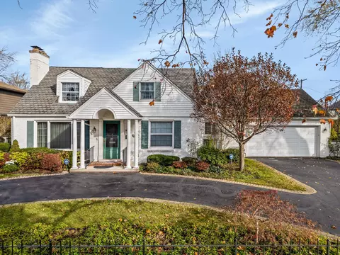 86 Hall, Grosse Pointe Farms, MI 48236