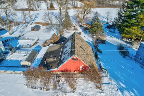12177 Dalhart Dr, Fenton, MI 48430