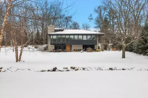 2985 Lahser Rd, Bloomfield Hills, MI 48304
