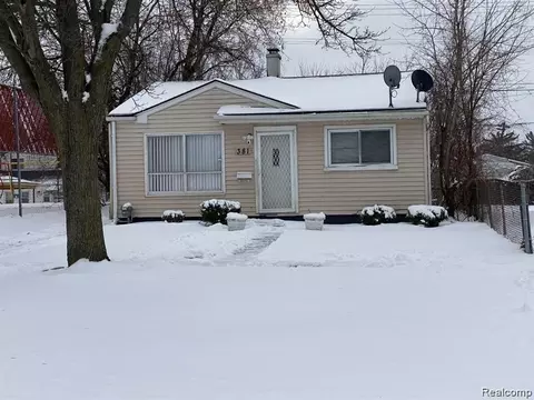 381 S Blvd W, Pontiac, MI 48341