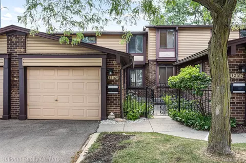 32169 W 12 Mile Rd #32E, Farmington Hills, MI 48334