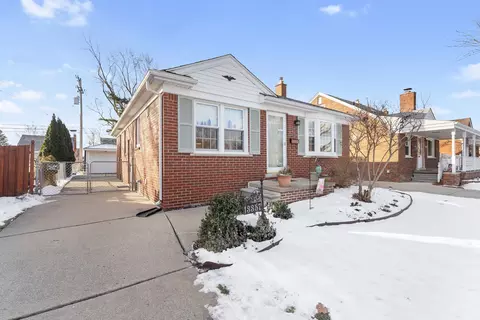 13357 Birrell St, Southgate, MI 48195