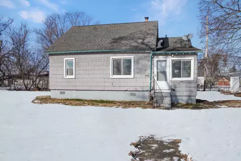 8043 Hudson Ave, Warren, MI 48089