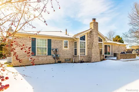 50160 Wheaton, Macomb, MI 48044