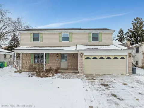 15359 Brandy Ln, Macomb, MI 48044