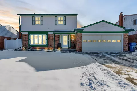 4616 Marlow Dr, Warren, MI 48092