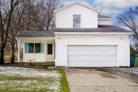 5846 Essex St, Romulus, MI 48174