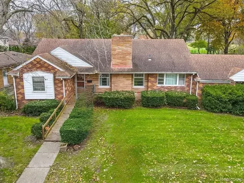 5957 Beaver St, Dearborn Heights, MI 48127