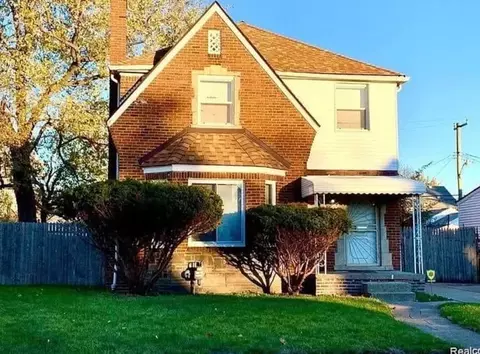 18704 Kentucky St, Detroit, MI 48221