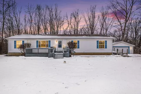 7273 Neff Rd, Mount Morris, MI 48458