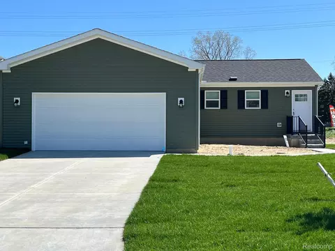 Other - 4426 Maple Leaf Trl, Flint, MI 48506 photo 2 of 12