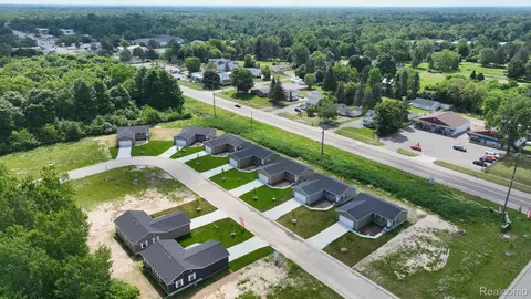 View/Area - 4426 Maple Leaf Trl, Flint, MI 48506 photo 3 of 6