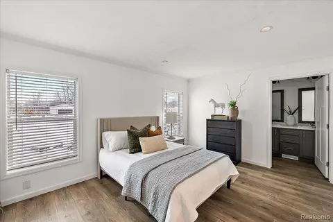 Bedroom - 4426 Maple Leaf Trl, Flint, MI 48506 photo 1 of 4