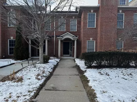 5570 Hampshire Ln, Pittsfield, MI 48197