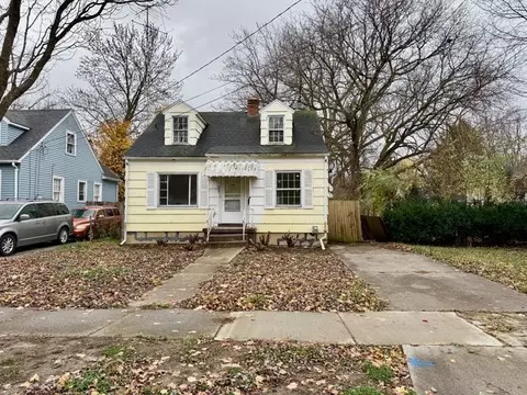 809 W Genesee St, Flint, MI 48504