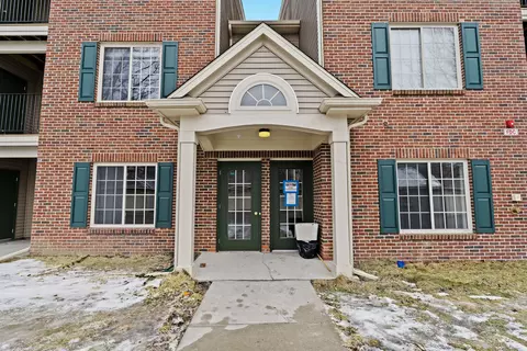 14106 Pinehurst Ln #46, Grand Blanc, MI 48439