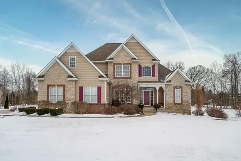 14077 Tupper Lake Way, Fenton, MI 48451