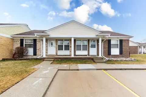 17440 Rudgate St, Southgate, MI 48195