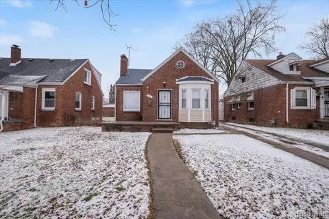16200 Murray Hill St, Detroit, MI 48235
