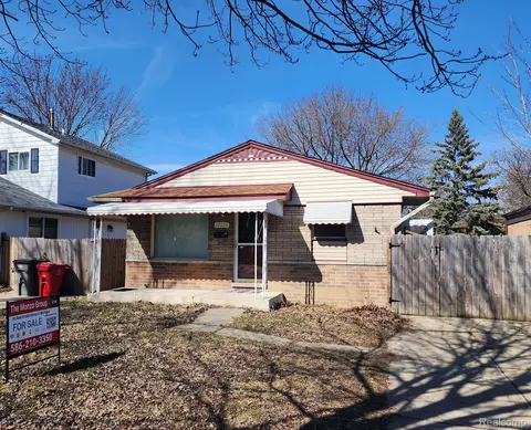 19615 Webster St, Clinton Township, MI 48035
