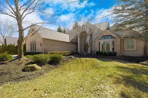 37495 Eagle Trce, Farmington Hills, MI 48331