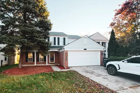 3005 Turnberry Ln, Ann Arbor, MI 48108