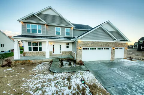 669 Birkdale Dr, Marion, MI 48843