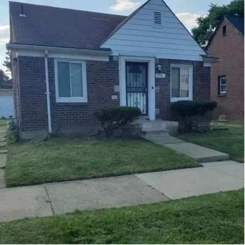 9901 Lauder St, Detroit, MI 48227