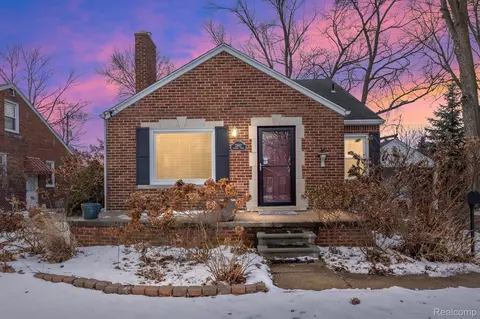 21612 Oconnor St, Saint Clair Shores, MI 48080