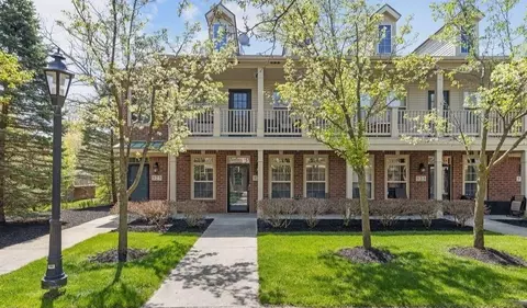 521 Red Oak, Walled Lake, MI 48390