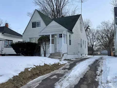 904 Stanley Ave, Pontiac, MI 48340
