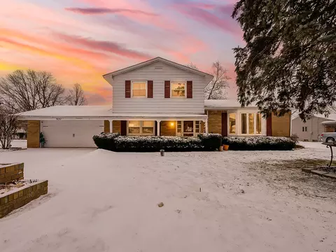 9137 Ann Maria Blvd, Grand Blanc, MI 48439