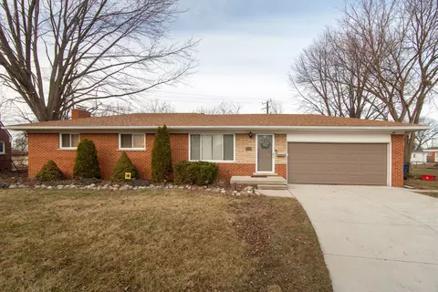 8535 Linda St, Warren, MI 48093