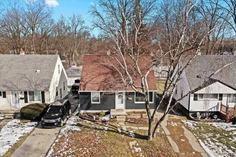 3030 Prairie Ave, Royal Oak, MI 48073