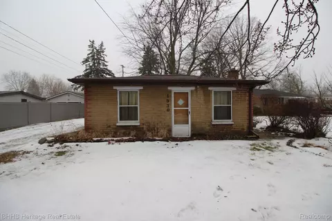 1930 Grove Ave, Caledonia, MI 48867