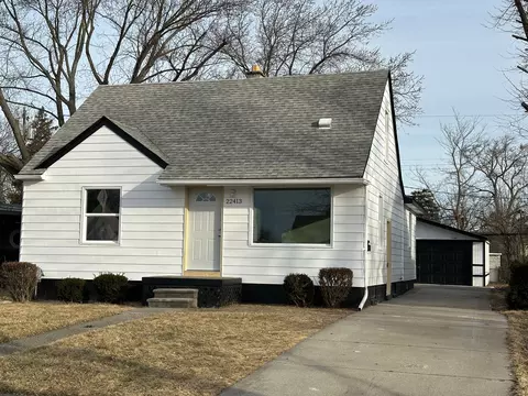 22413 Revere St, Saint Clair Shores, MI 48080