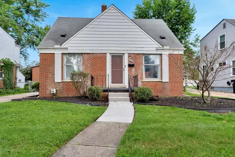 25835 Pattow St, Roseville, MI 48066