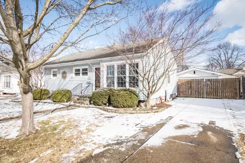 1389 Warrington St, Mount Clemens, MI 48043